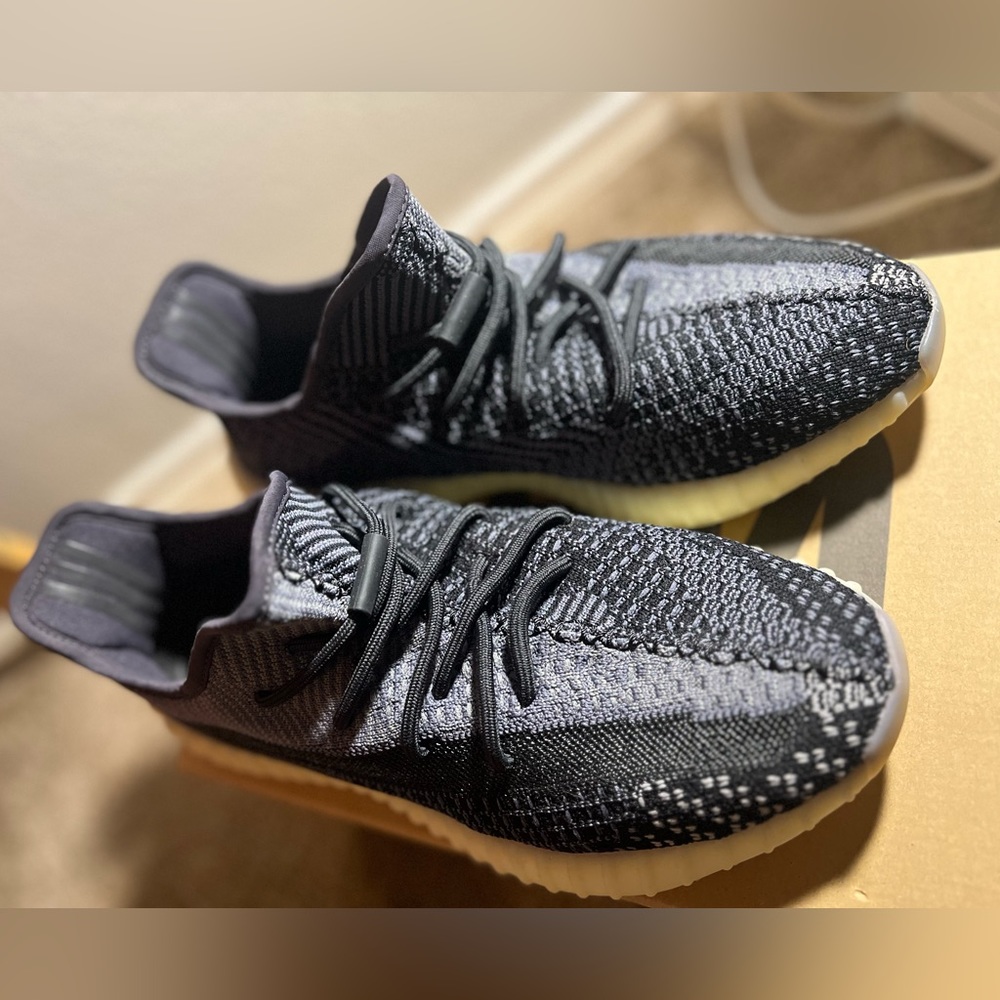 Yeezy Boost 350 Carbon